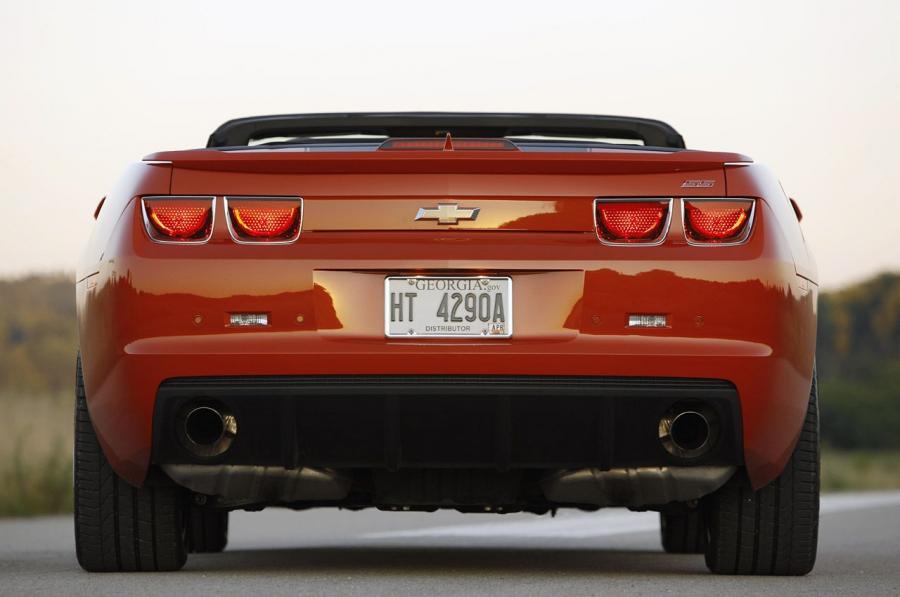  Chevrolet Camaro SS Convertible 2011 года  (фото 18 из 43)